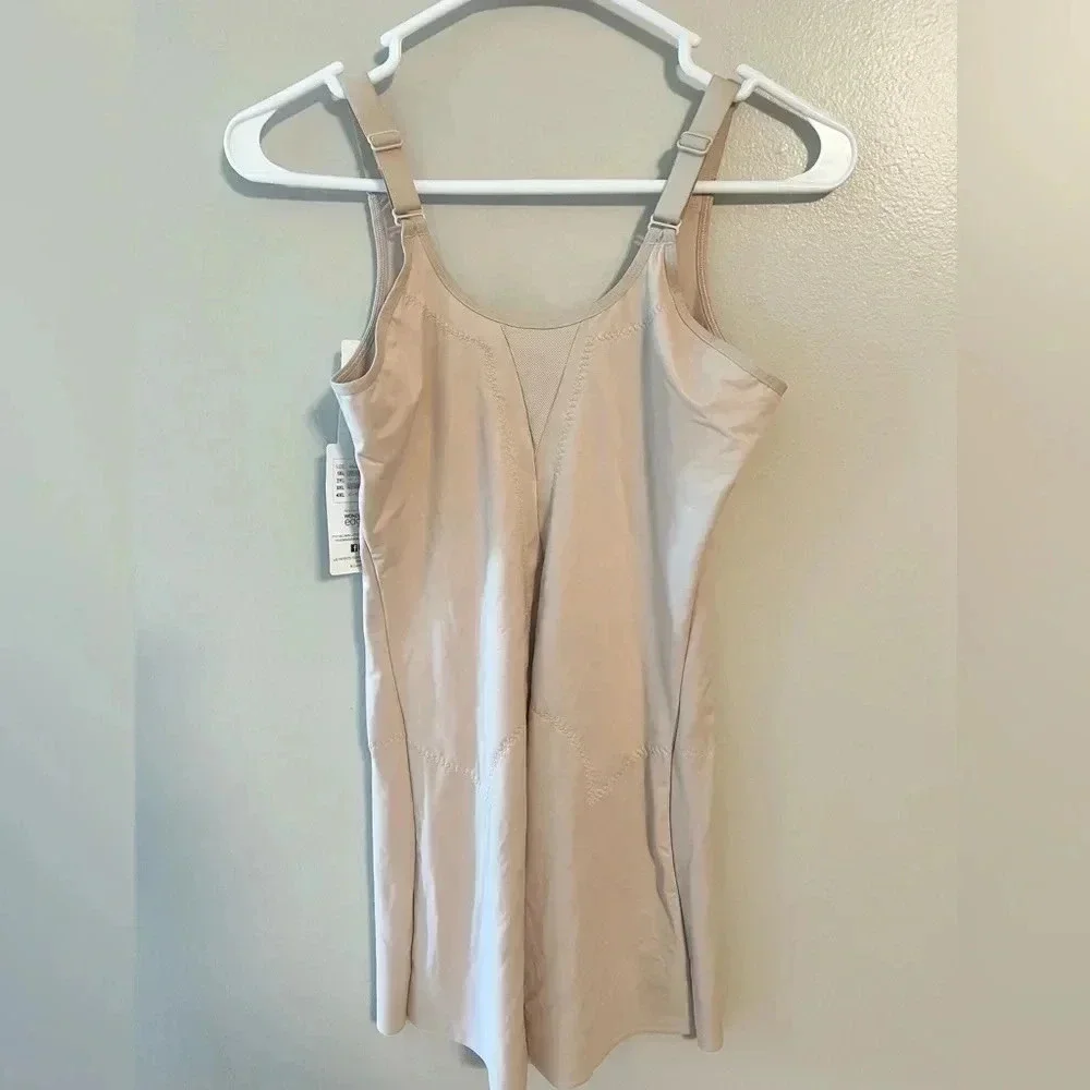 Miraclesuit Cami Adjustable‎ Shapewear Flexible Fit XL Nude NWT NEW Style 2932